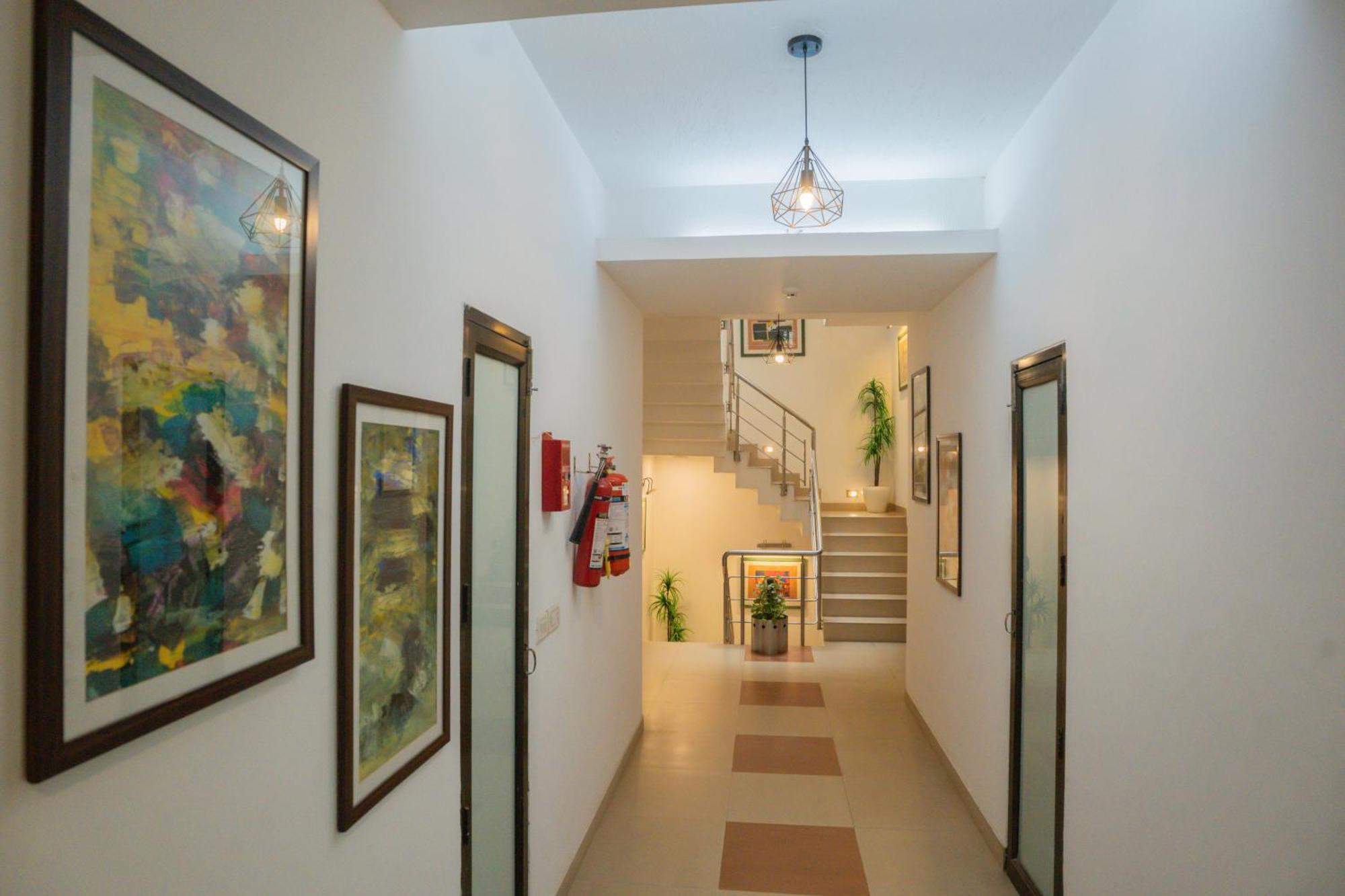 Ahuja Residency Parklane Hotell Gurgaon Eksteriør bilde